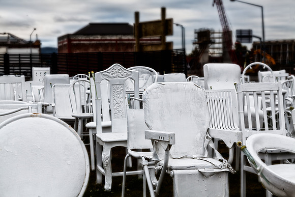 185 White Chairs eathquake Memorial