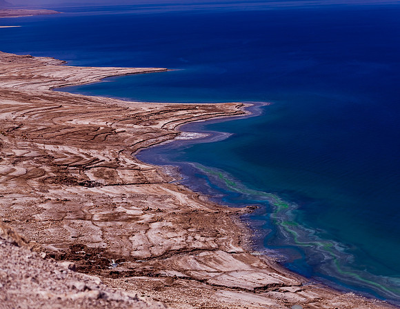 Colors of the Dead Sea